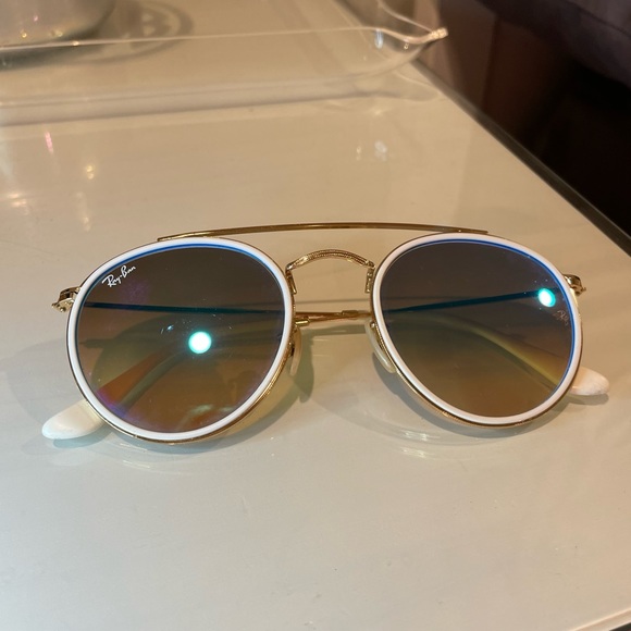 Ray Ban Sunglasses 💙 - Picture 4 of 5